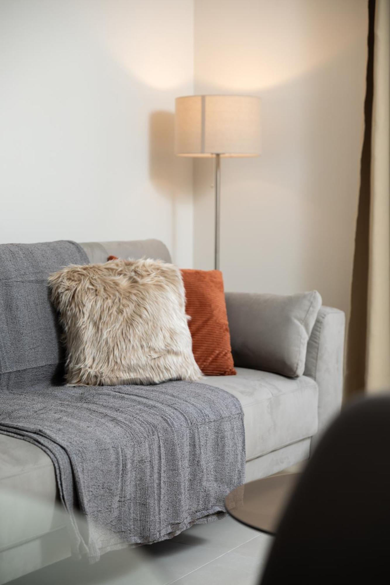 Edka Suites - Modern Sunlit 2Bd Apartments With Balconies - Close To Sliema Promenade, St Julian'S & St Georges Bay グジラ エクステリア 写真