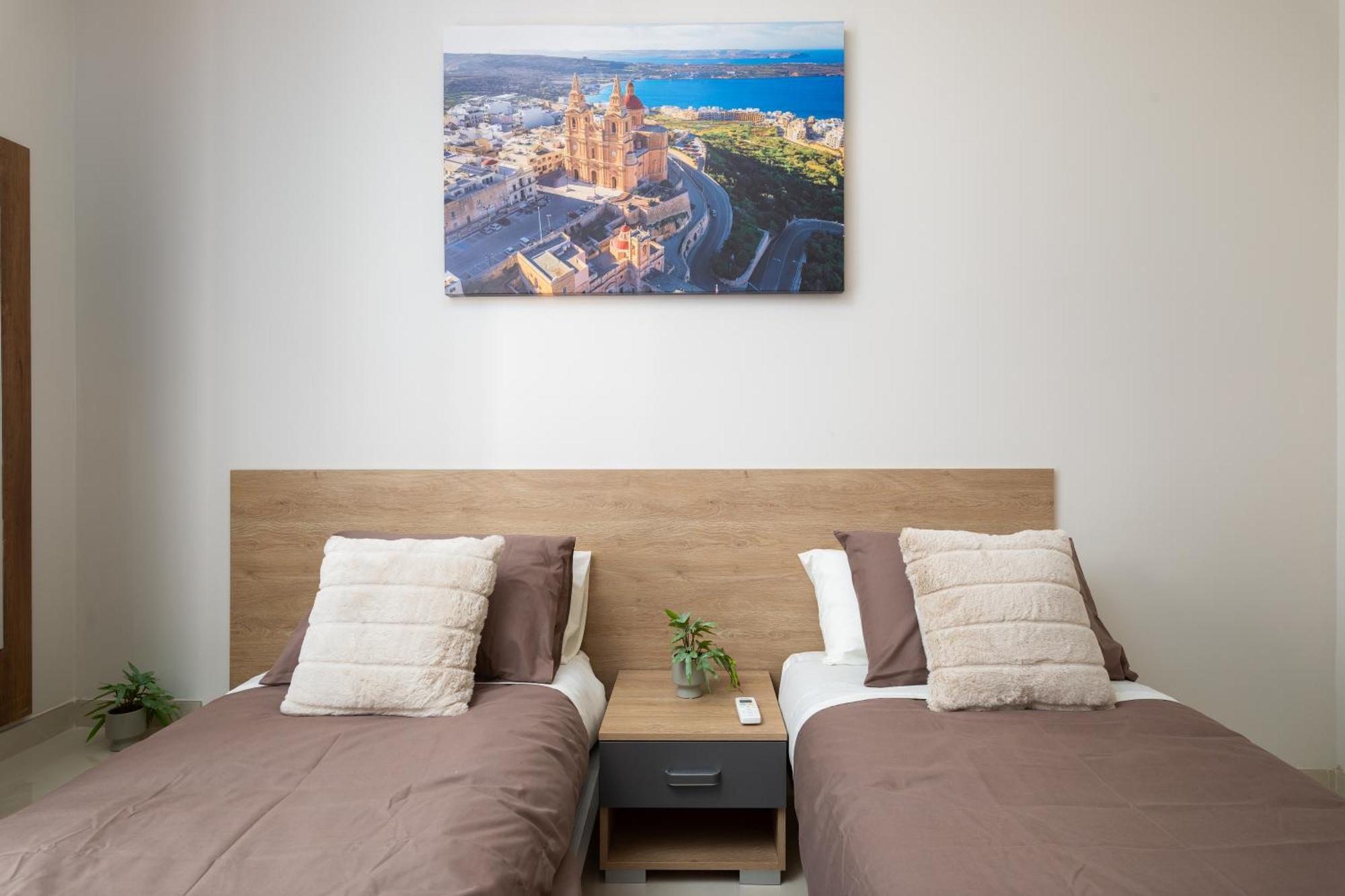 Edka Suites - Modern Sunlit 2Bd Apartments With Balconies - Close To Sliema Promenade, St Julian'S & St Georges Bay グジラ エクステリア 写真