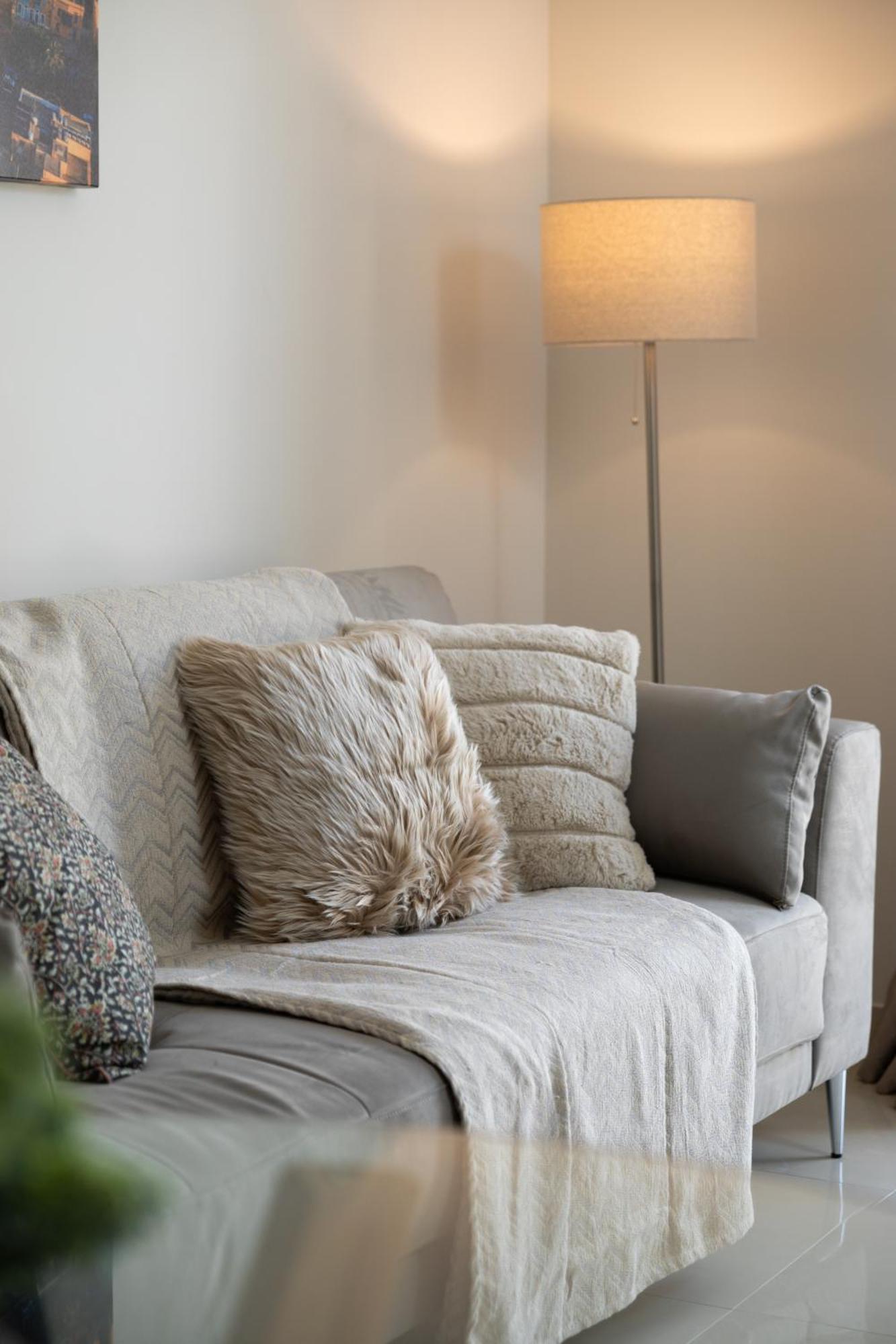 Edka Suites - Modern Sunlit 2Bd Apartments With Balconies - Close To Sliema Promenade, St Julian'S & St Georges Bay グジラ エクステリア 写真